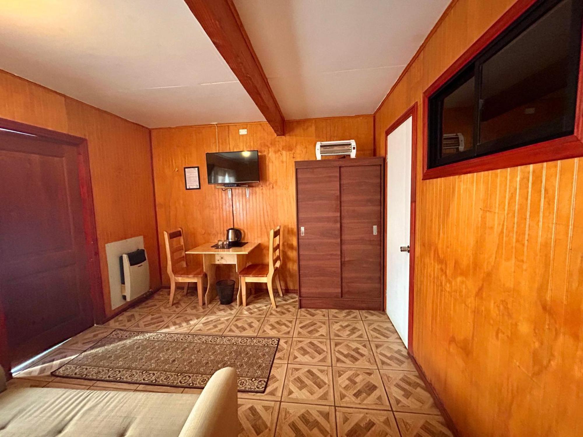 Entre Montanas Hotel Hornopiren Bagian luar foto
